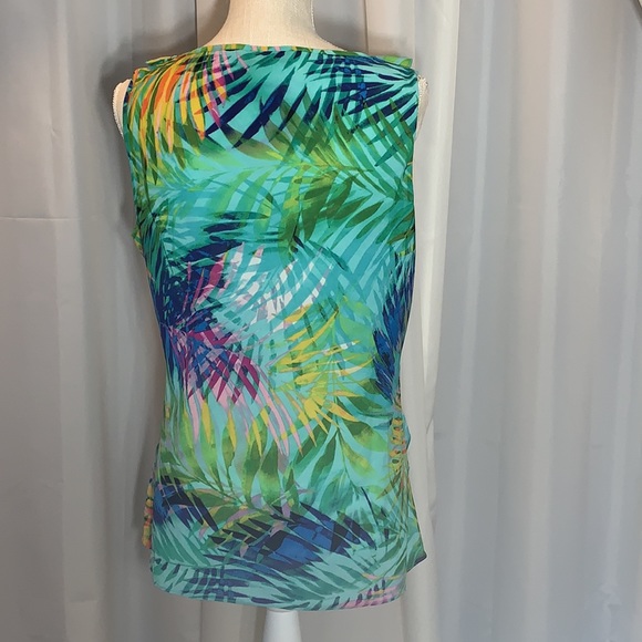 NWOT Tropical Print Tank with Ruffle Detail - Picture 7 of 8